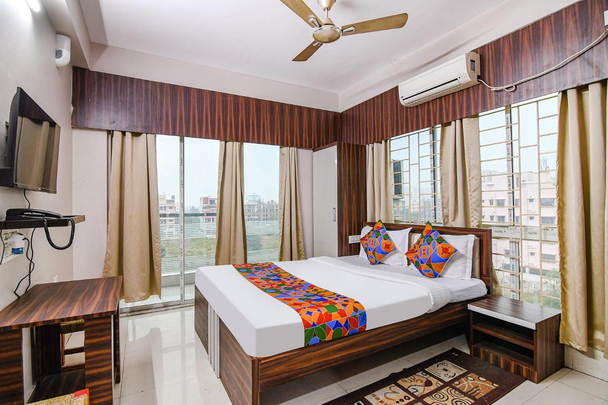 Hotel Collection O The White House Kolkata