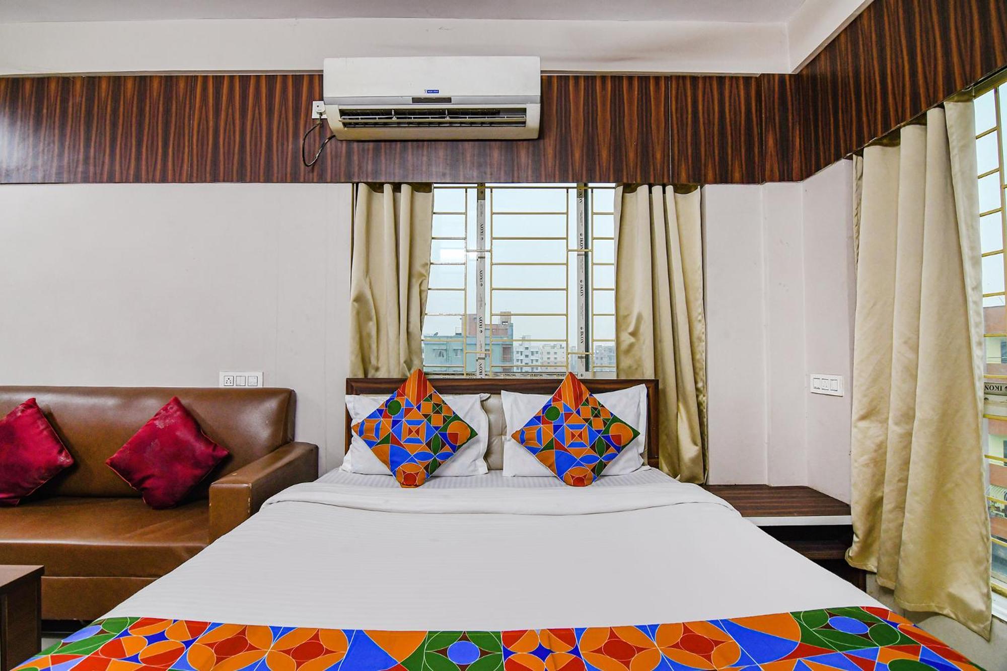 Hotel Collection O The White House Kolkata