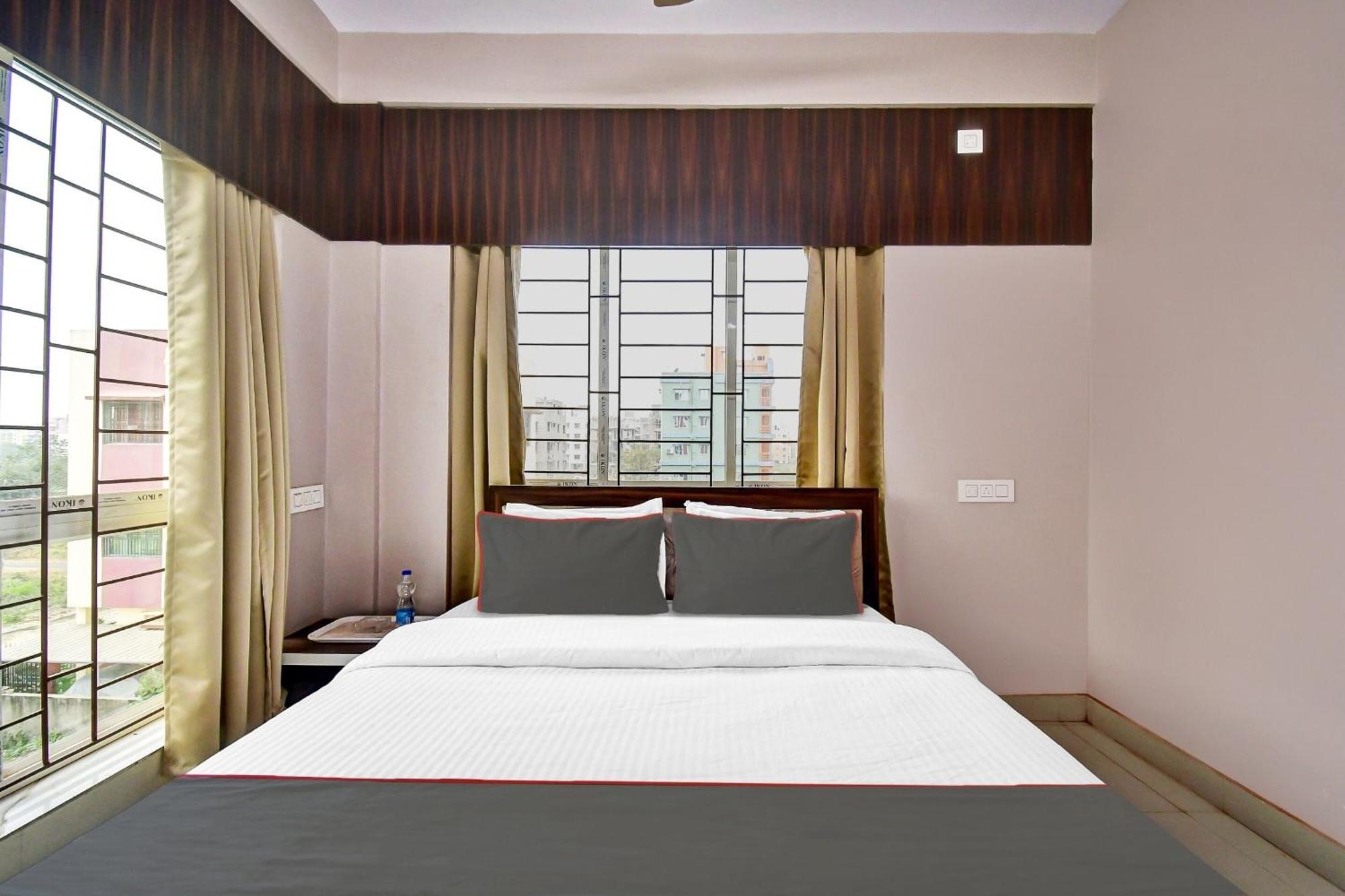 Hotel Collection O The White House 3*