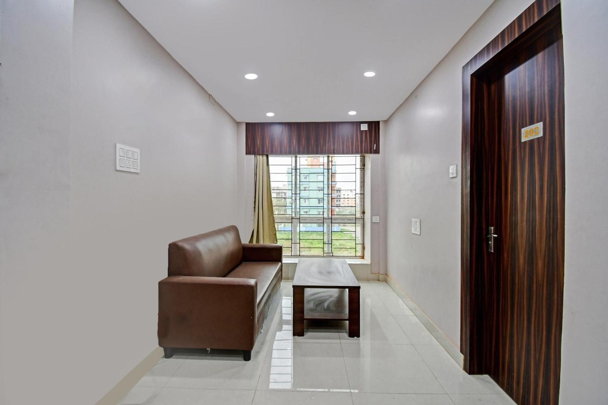 Collection O The White House 3* Kolkata