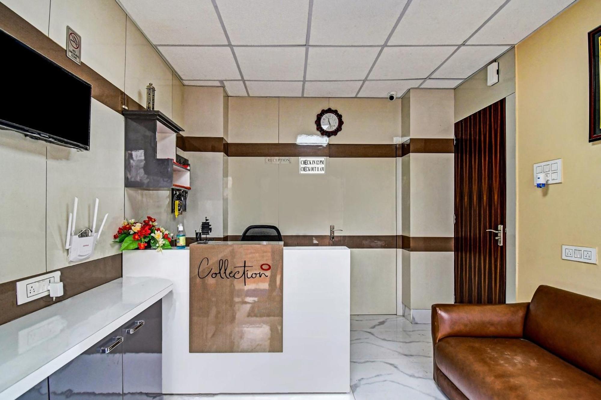 Collection O The White House Hotel Kolkata