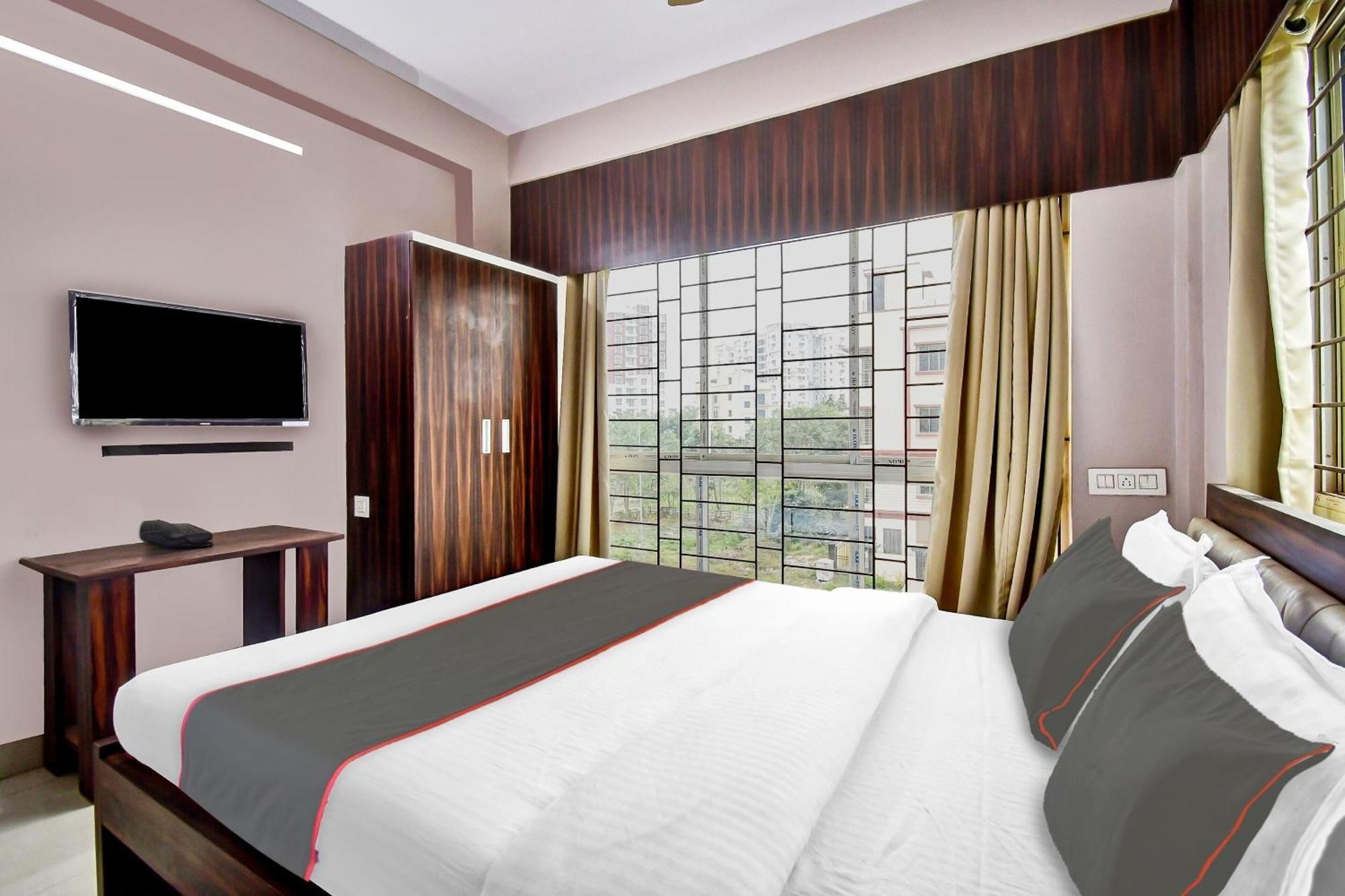 Collection O The White House Hotel 3*